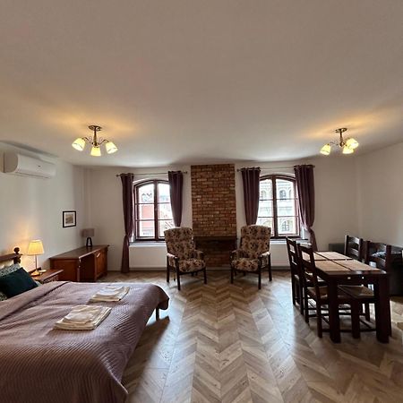Apartament Stary Rynek 41 Познань Экстерьер фото