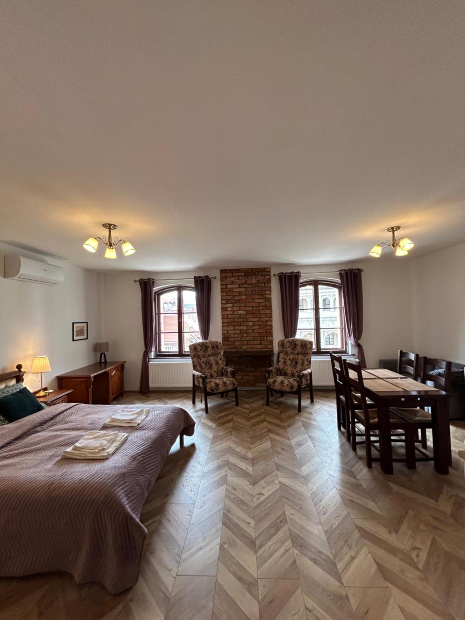 Apartament Stary Rynek 41 Познань Экстерьер фото